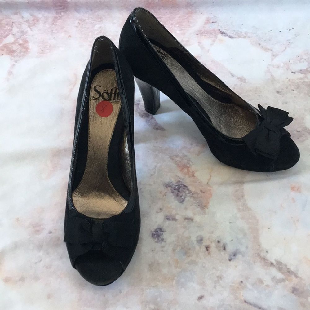 NWOB Sofft Black Suede Bow Pumps